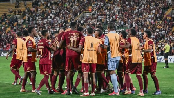 Los jugadores del Tolima celebran (@cdtolima)
