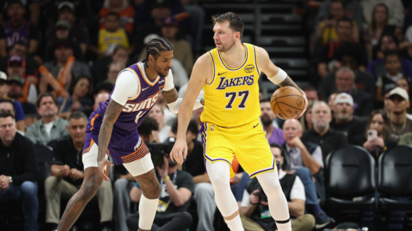 Luka Doncic, con los Lakers (AFP)